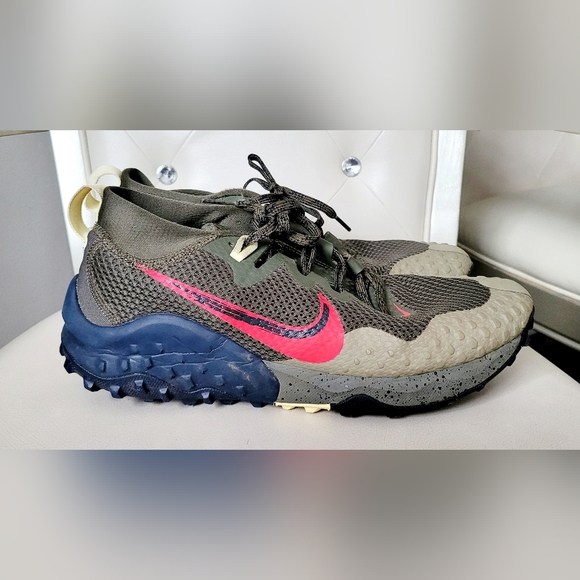 Nike Wildhorse7' Cargo KhakiSiren Red Trail/Running Hiking/Drive Sneaker Mens9.5 - Picture 6 of 16